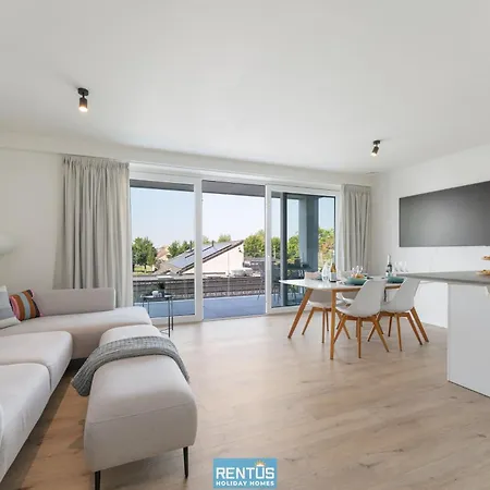 Zwem & Zen - Spacious With Outdoor Pool شقة نيوبورت